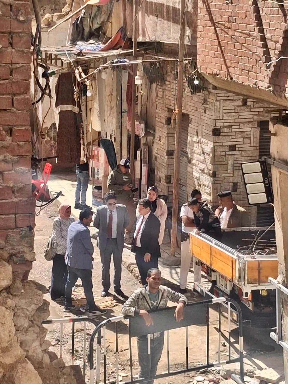 التحقيق في واقعة ميل عقار بالإسكندرية
