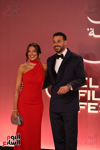 احمد السعدني مع زوجته ميرنا الهلباوي احمد السعدني مع زوجته ميرنا الهلباوي