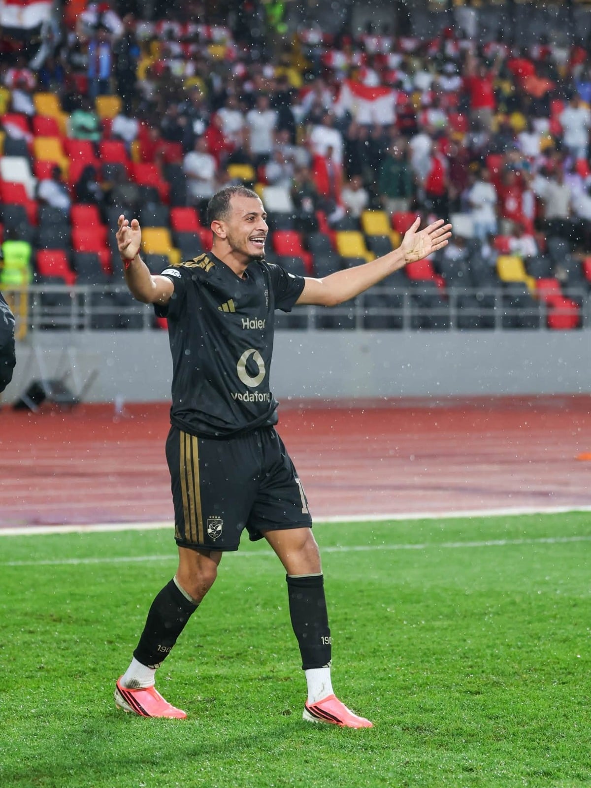 احتفال عمر الساعى