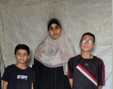 هناء الزبدة وأطفالها