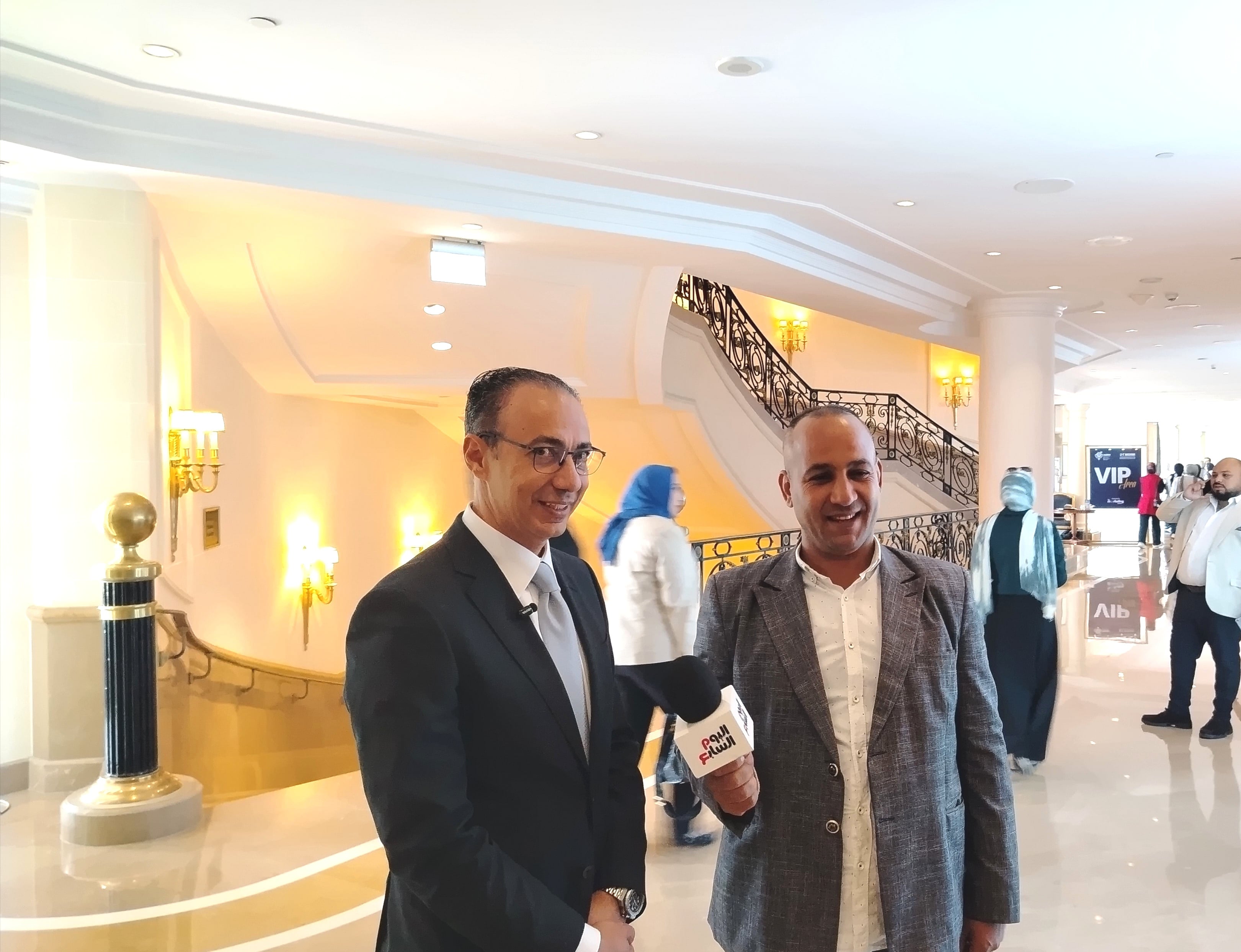 الدكتور شريف باشا مع مراسل اليوم السابع الدكتور شريف باشا مع مراسل اليوم السابع