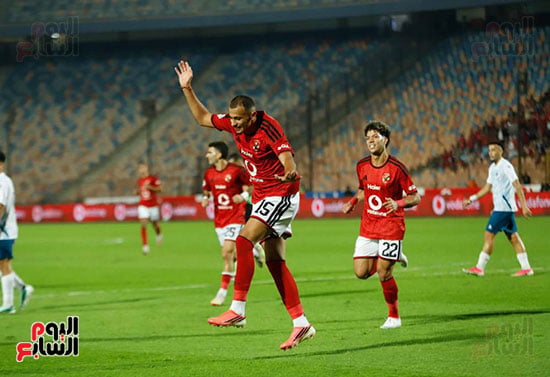 فرحة عمر الساعي بالهدف الاول