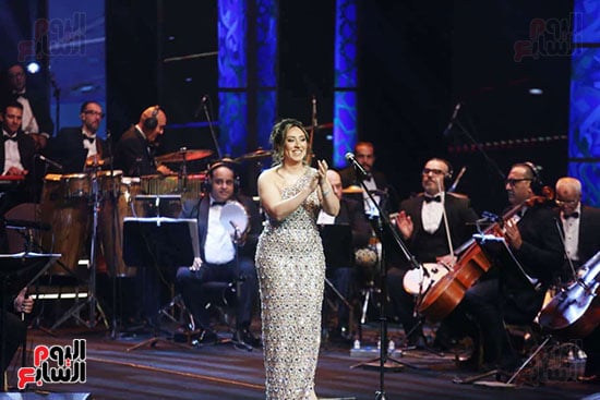 سارة زكي (2)