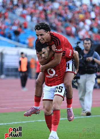 الاهلي مودرن سبورت  (4)