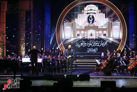 حفل توزيع الجوائز (2)
