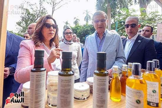 جانب من المعروضات