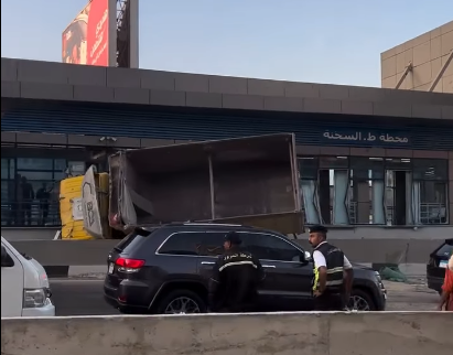 تسبب الحادث في كثافات مرورية تسبب الحادث في كثافات مرورية