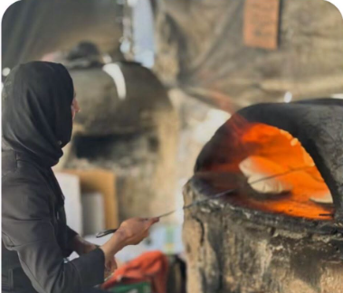 وصال أبو حطب المعلمة الفلسطينية