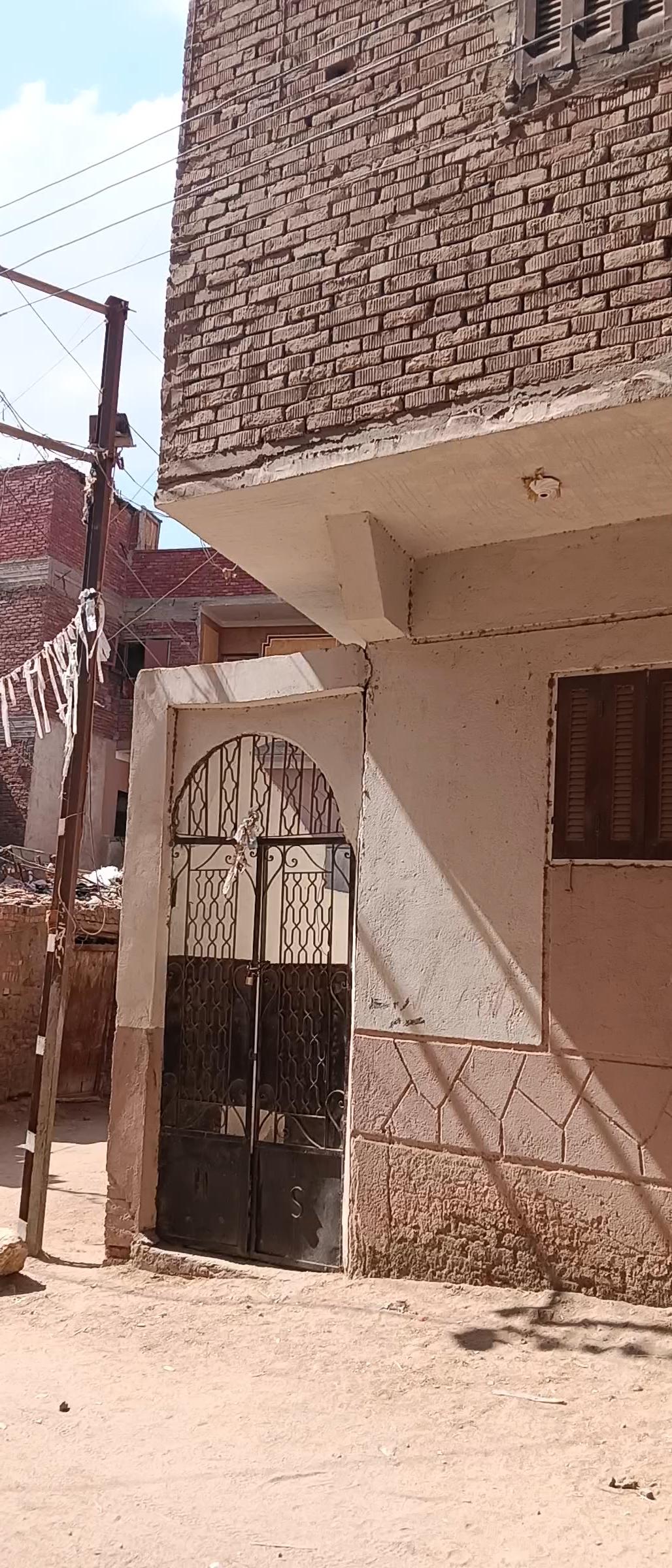 واجهة أخري المنزل واجهة أخري المنزل