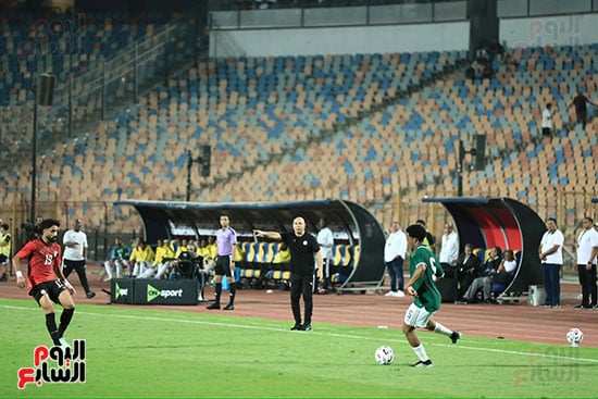 جانب من المباراة جانب من المباراة