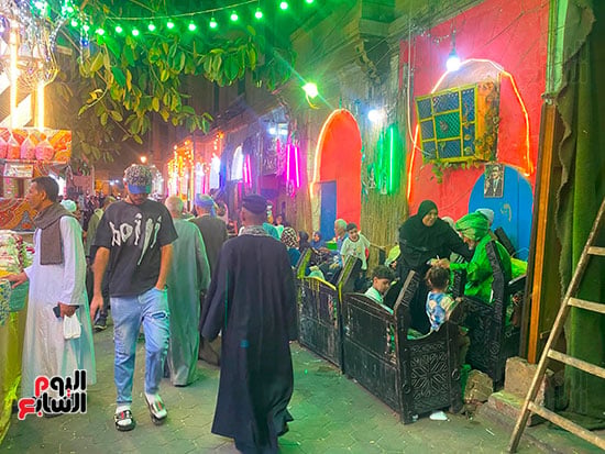 جانب من احتفالات مولد الحسين جانب من احتفالات مولد الحسين