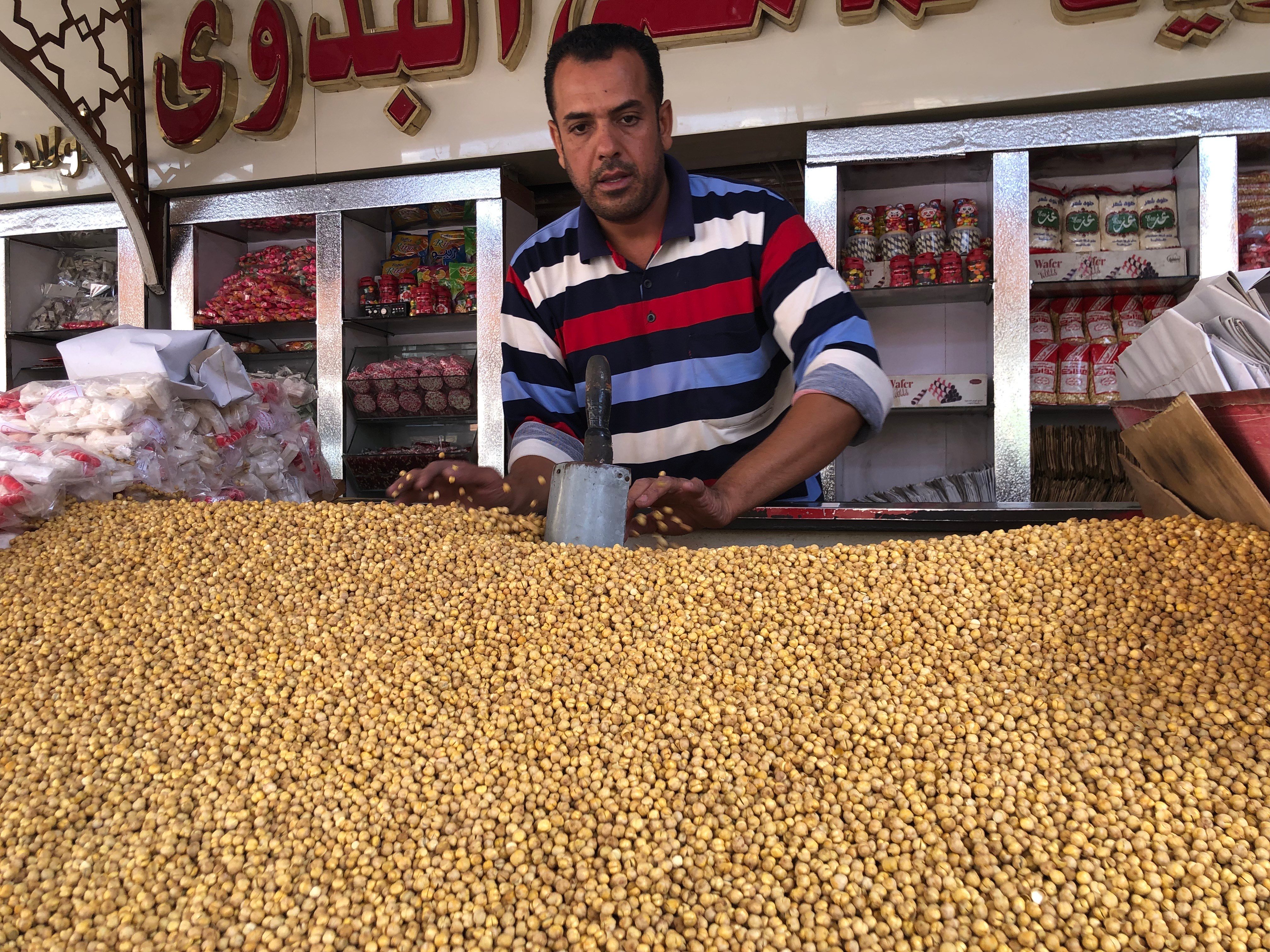 محلات الحمص والحلاوة  (4)