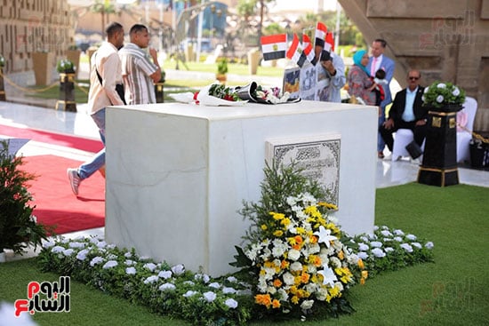 قبر السادات (10)