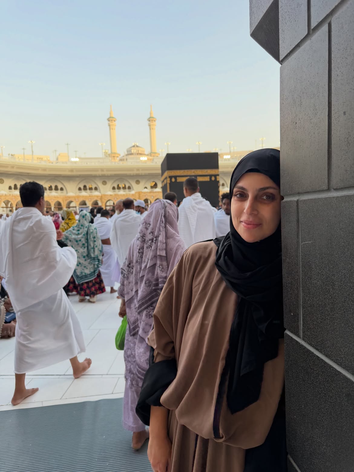 إسراء عبد الفتاح من العمرة إسراء عبد الفتاح من العمرة
