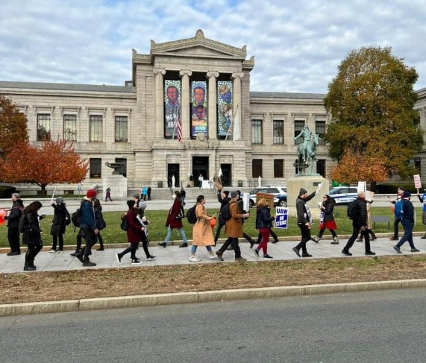 موظفى متحف الفنون الجميلة في بوسطن مضربون عن العمل