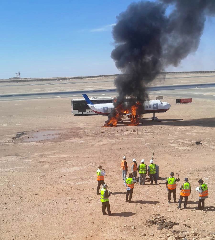 جانب من تجربة الطوارئ جانب من تجربة الطوارئ