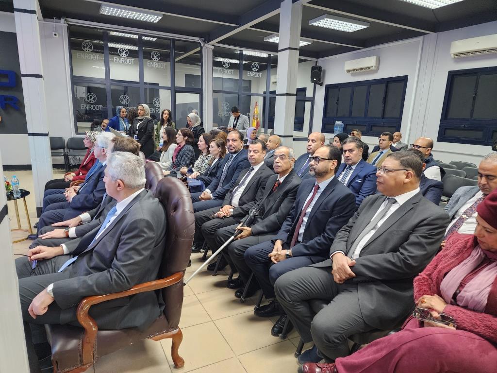 قيادات جامعة الأقصر فى حضور فعاليات تدشين المركز قيادات جامعة الأقصر فى حضور فعاليات تدشين المركز