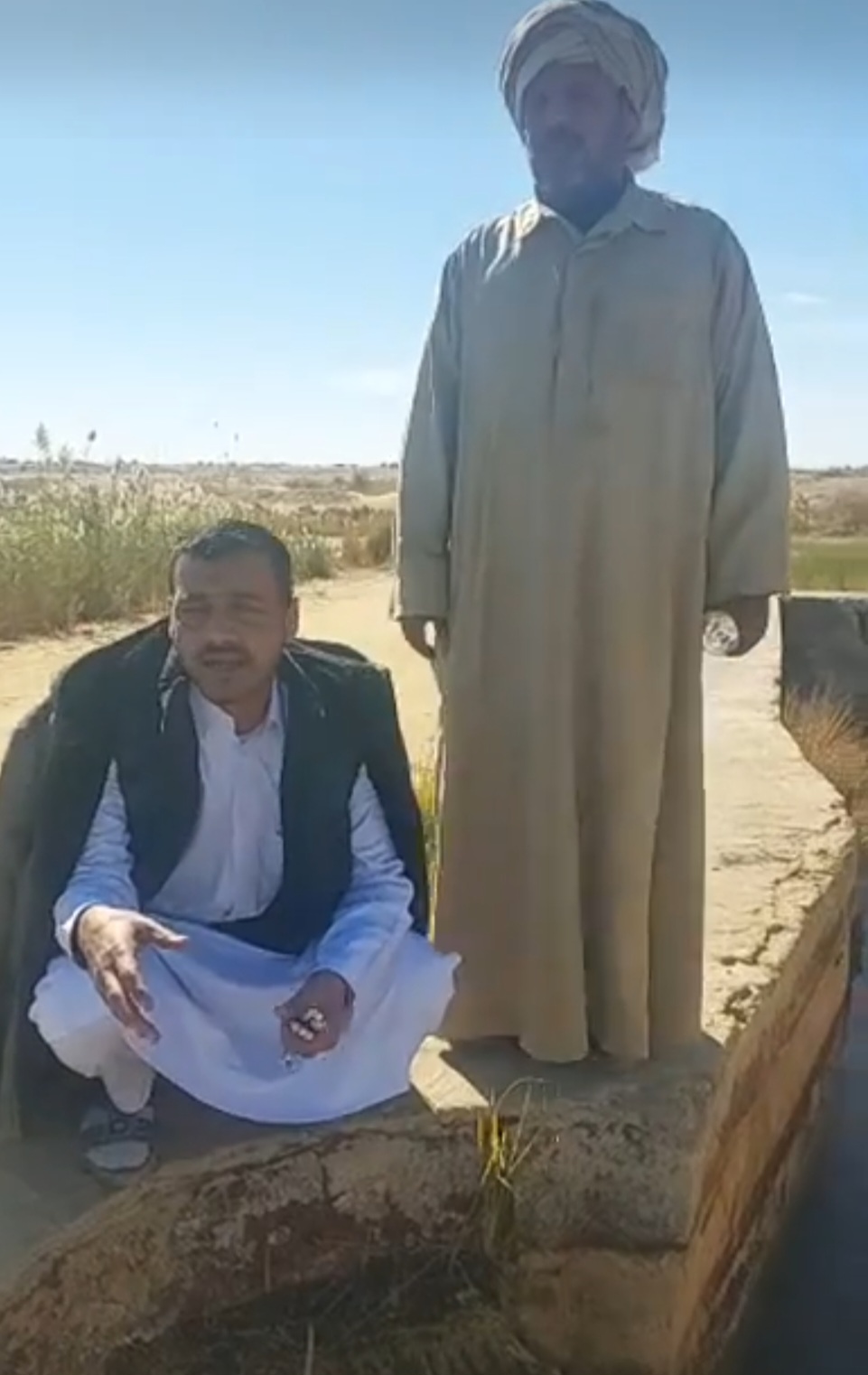 اهالى المنطقة يتحدثون عن البئر