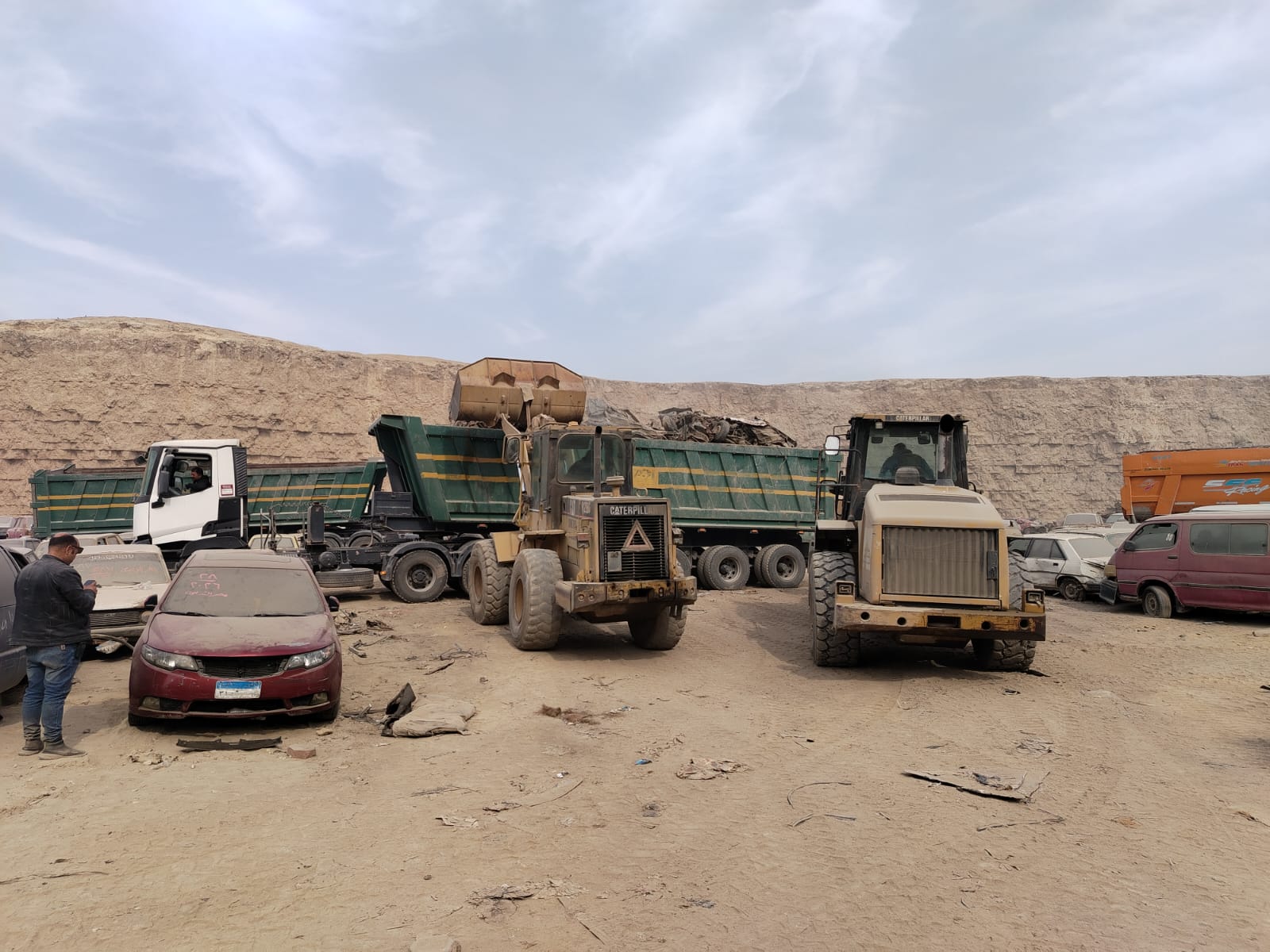 إخلاء مقبرة سيارات البساتين إخلاء مقبرة سيارات البساتين