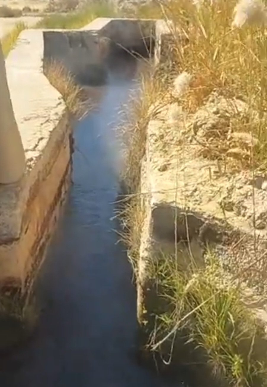 قنوات لتبريد مياه البئر 