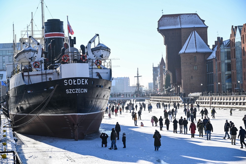 تجمد نهر موتلاوا (2)