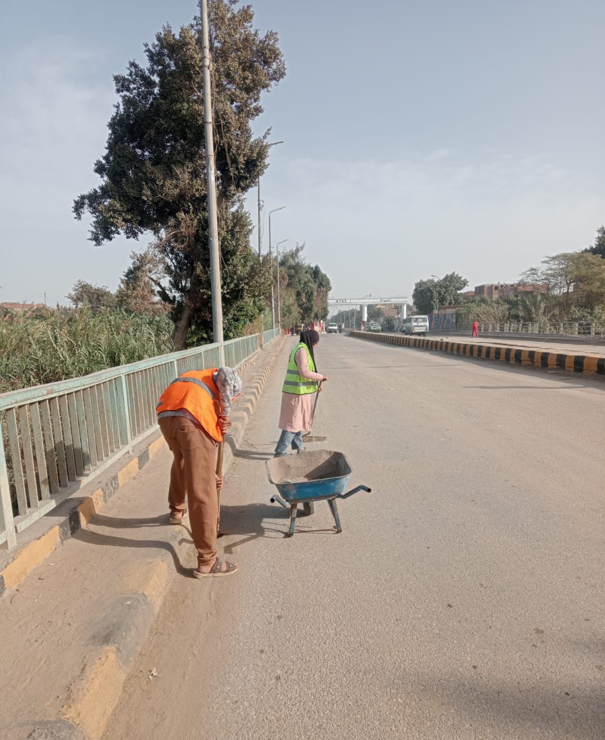 رفع كفاءة منظومة النظافة بالعياط