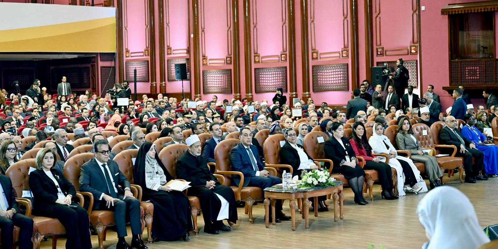 فعاليات المؤتمر الدولي (1)