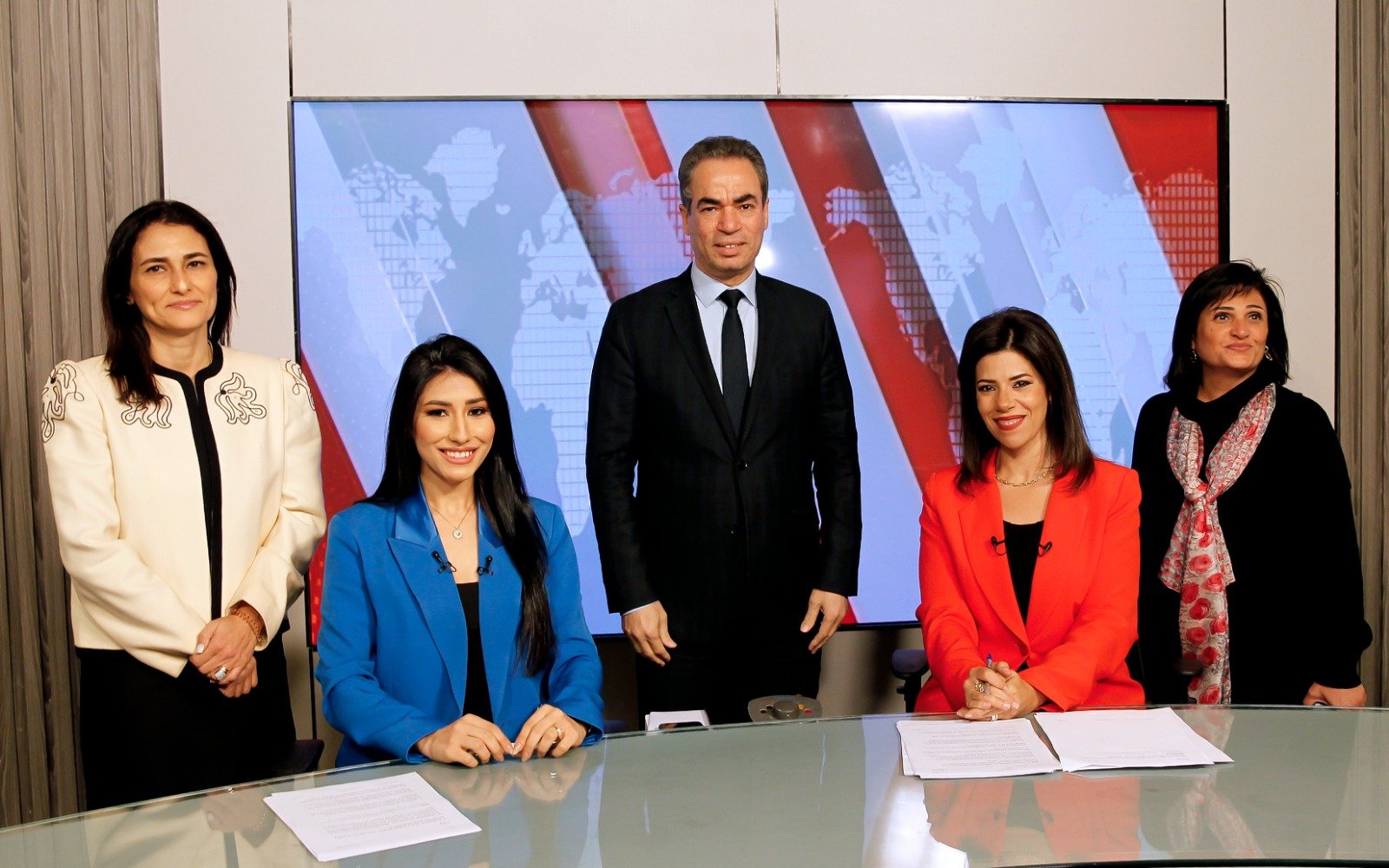 المسلمانى يفتتح استوديو النشرات المطور (3)