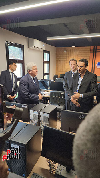 افتتاح-مركز-تمكين