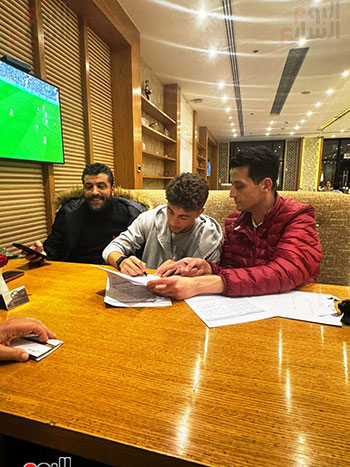 توقيع عودة الفاخوري لبيراميدز (4)