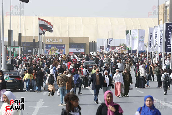 داخل معرض الكتاب