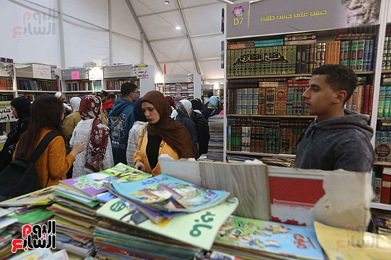 في سور الأزبكية