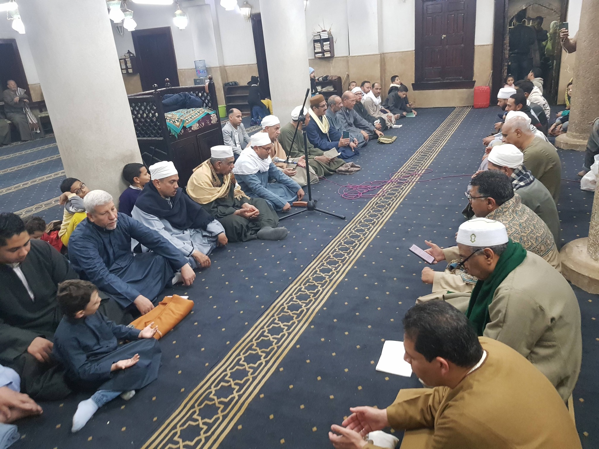 حلقات الذكر للسادة الحجاجية بمسجد أبوالحجاج الأقصرى