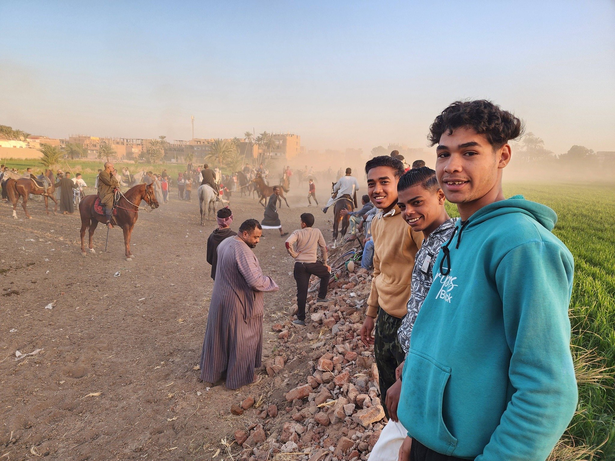 الشباب خلال المشاركة فى احتفالات مرماح الخيول