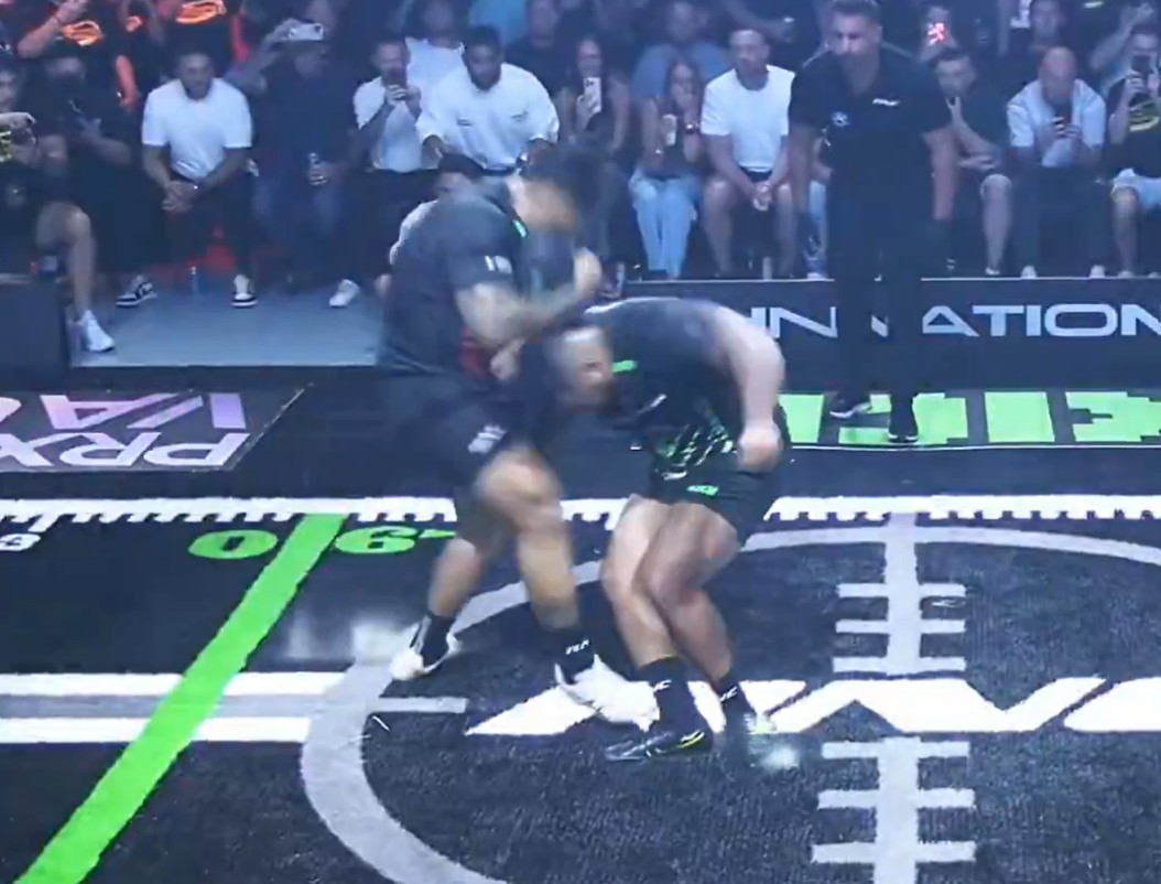 رياضة التصادم الجديدة المثيرة للجدل 