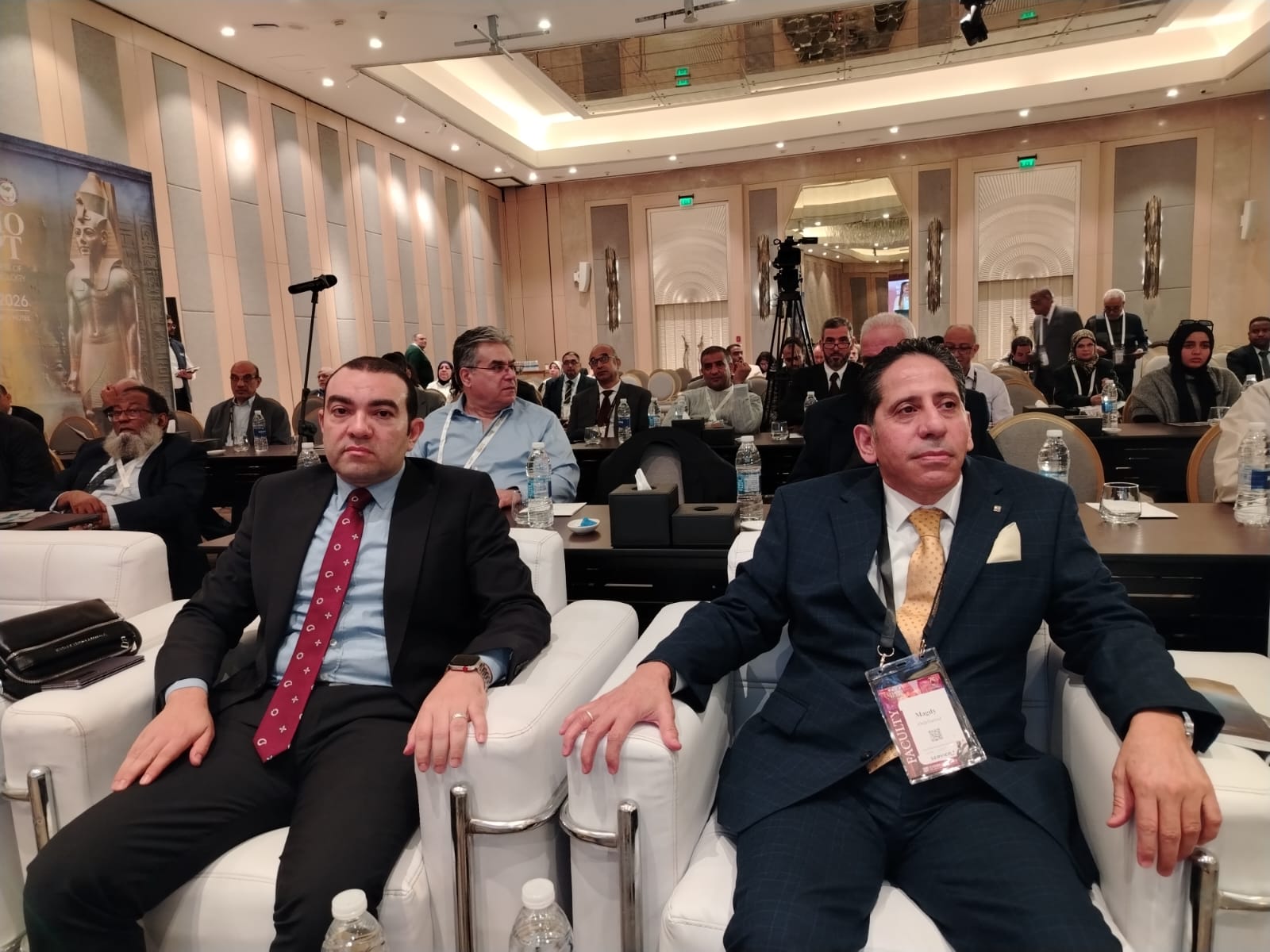 د مجدى عبد الحميد خلال المؤتمر