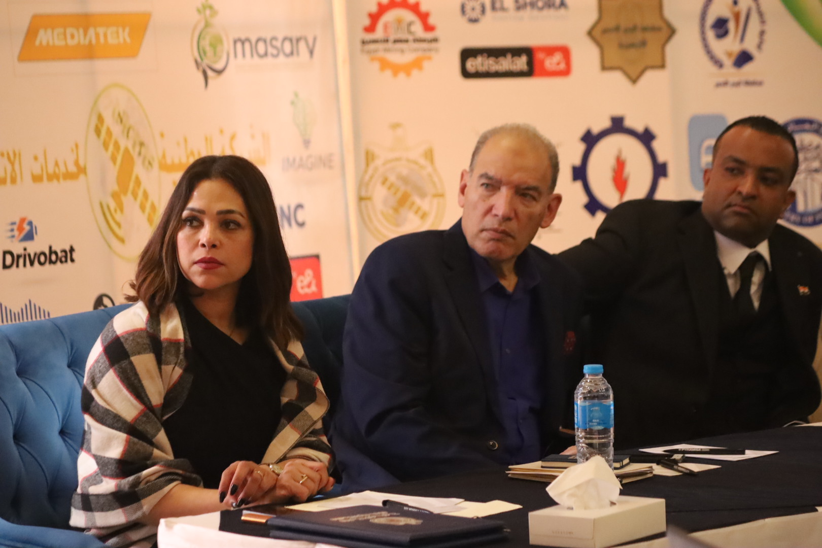 أثناء عرض فيلم وثائقى