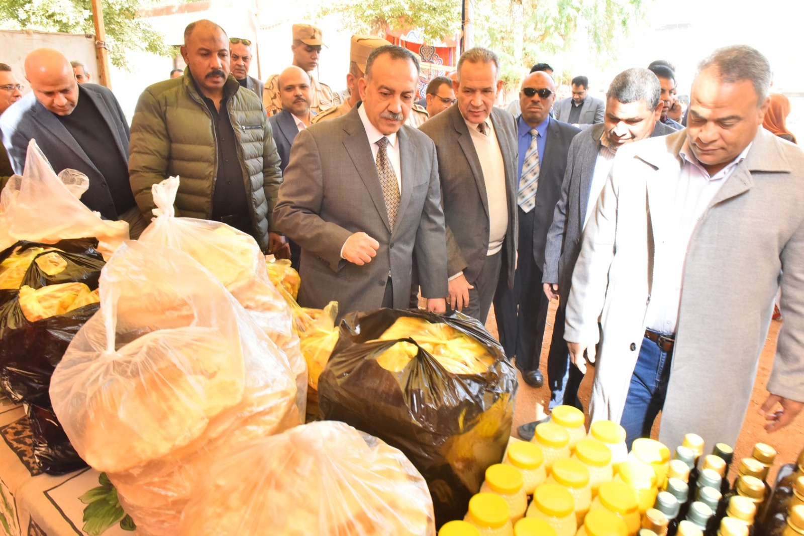 منتجات مدارس التعليم الفنى فى أسيوط (4)