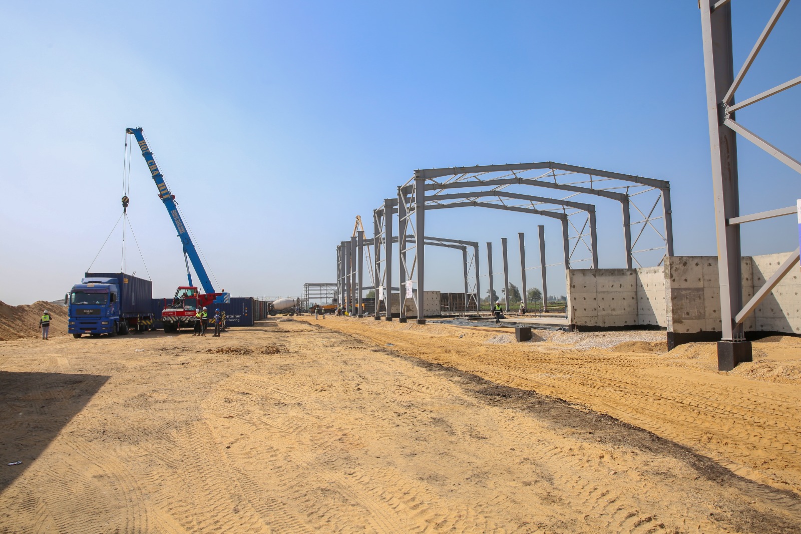 جانب من مصنع تدوير المخلفات بكفر الشيخ