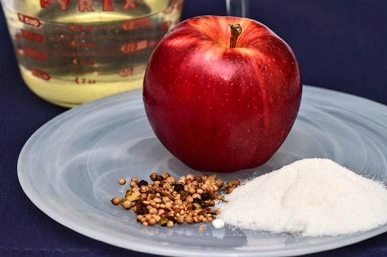 مخلل التفاح