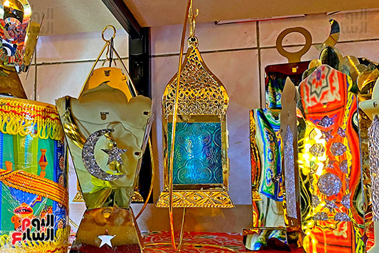 فوانيس تسبق الهلال