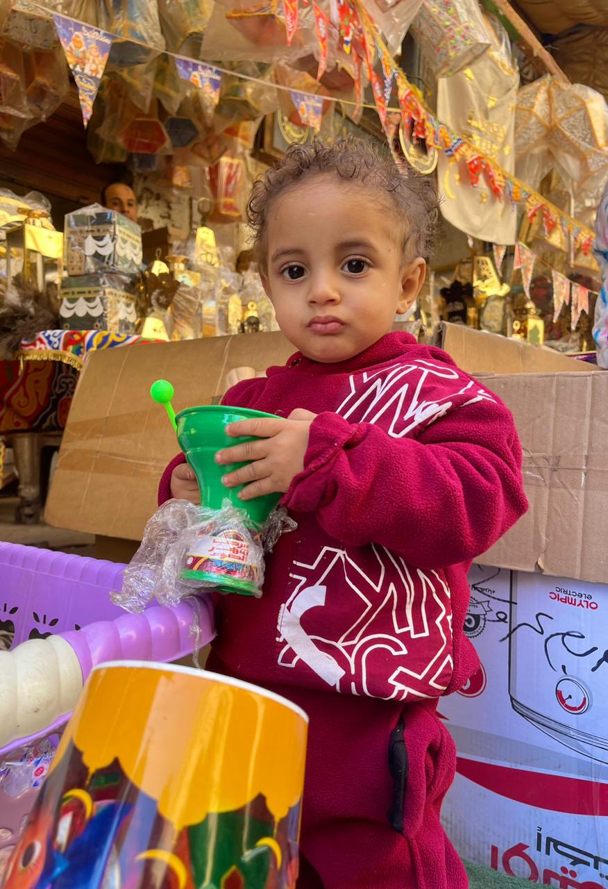 طفل في شارع الخيامية