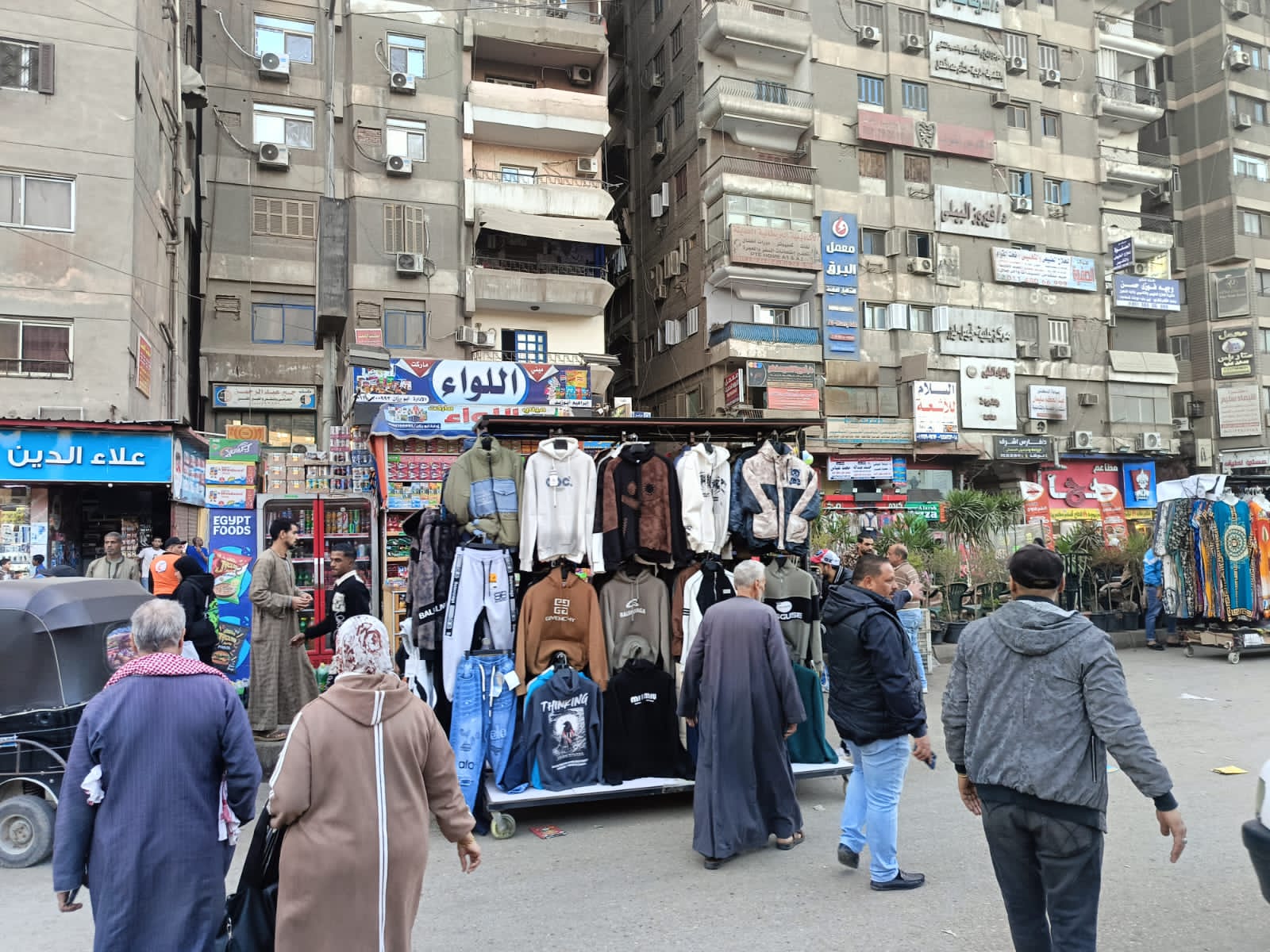 حى العجوزة يشدد الرقابة على المحال التجارية (6)