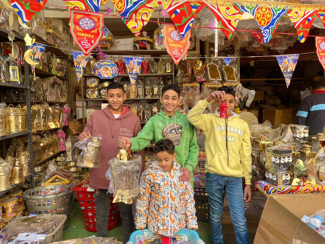 أربعة أشقاء في شارع الخيامية