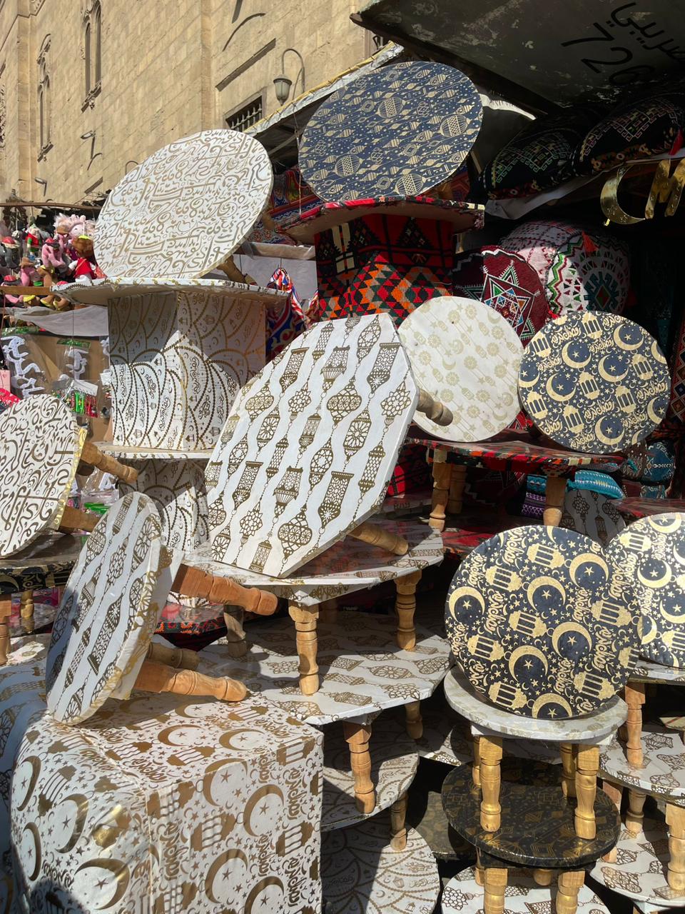 طاولات مصممة لشهر رمضان