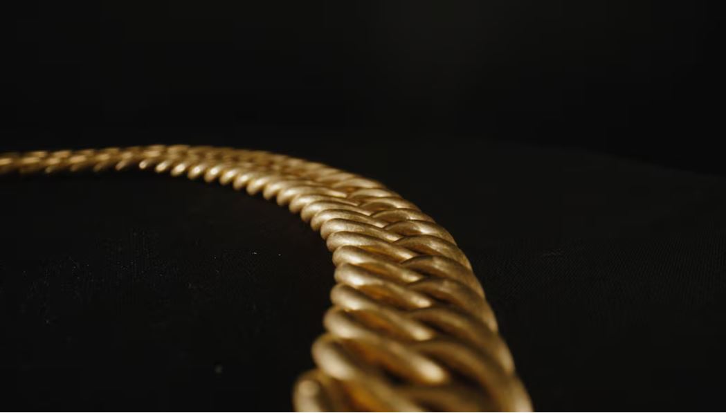 المتحف البريطاني يستعيد رمز الحب الخاص بهنري الثامن بعد أن فُقد لقرون (4)