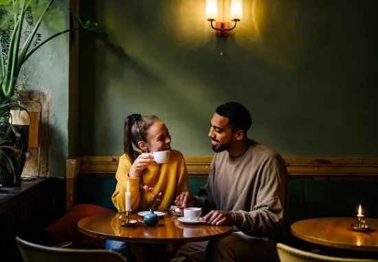 الاحتفال بعيد الحب