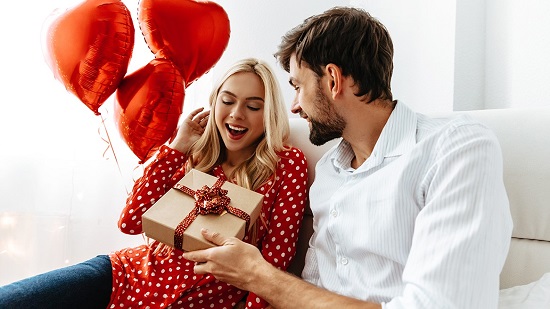 شراء هدية عيد الحب