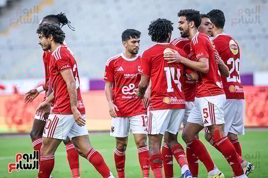 فرحة واحتفال لاعبى الأهلى بالهدف