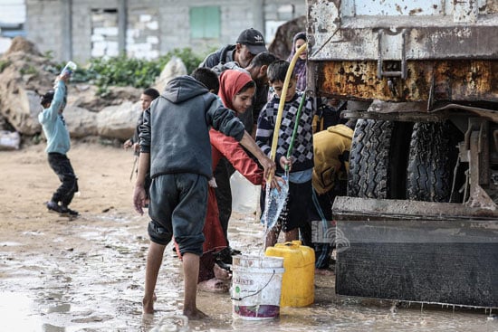 سيارات توزيع المياه